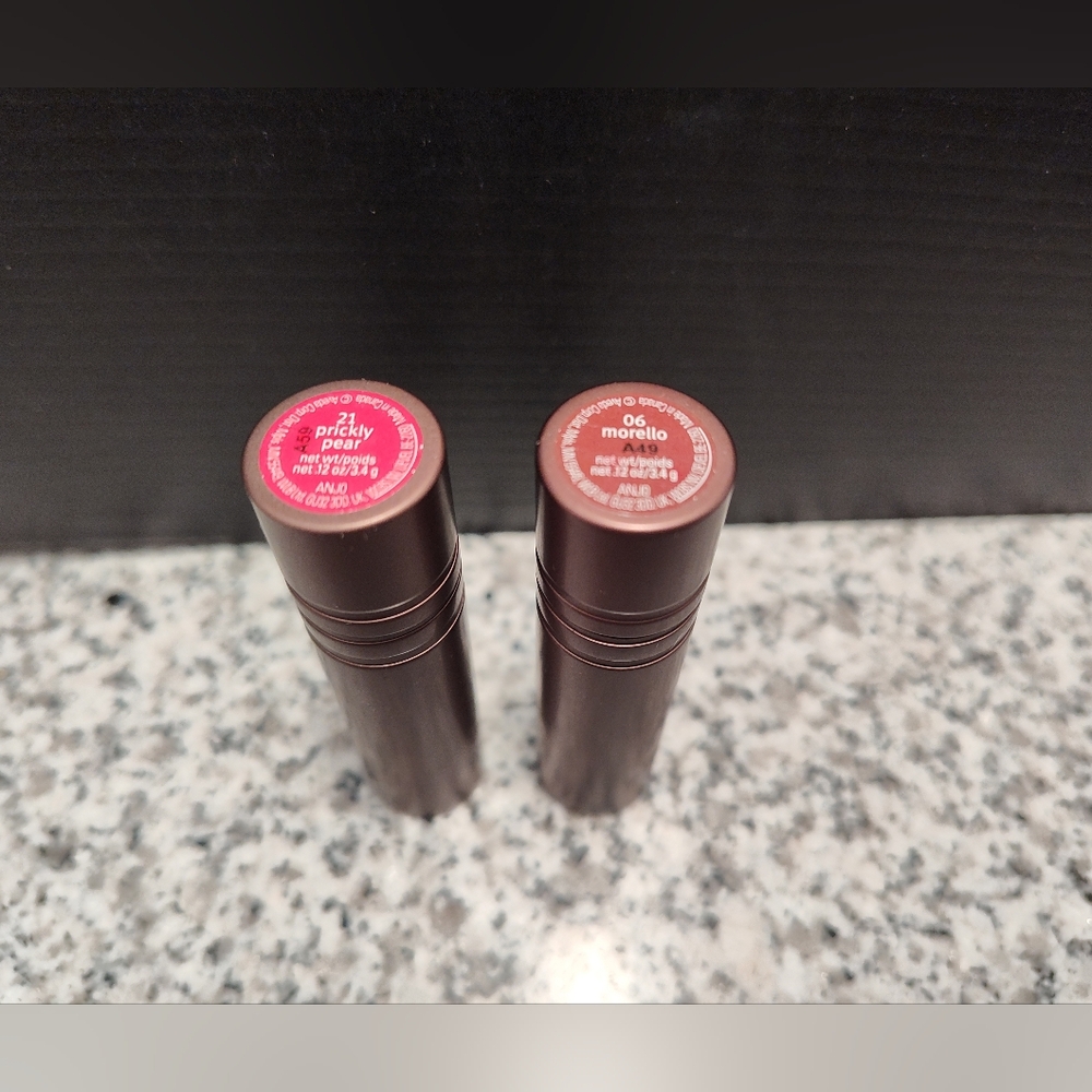 AVEDA Lipstick Duo — Prickly Pear (vibrant pink) & Morello (mauve brown)